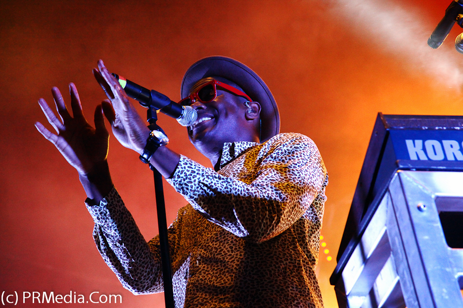 strawberry_fields_festival_2012_Labrinth-008